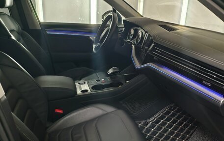 Volkswagen Touareg III, 2021 год, 5 450 000 рублей, 9 фотография