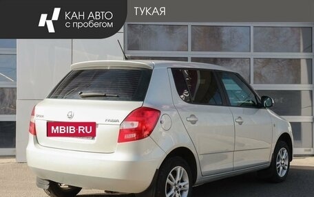 Skoda Fabia II, 2013 год, 529 000 рублей, 2 фотография