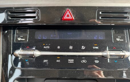 KIA Carnival, 2021 год, 4 150 000 рублей, 18 фотография
