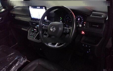 Honda Stepwgn, 2022 год, 2 215 000 рублей, 4 фотография