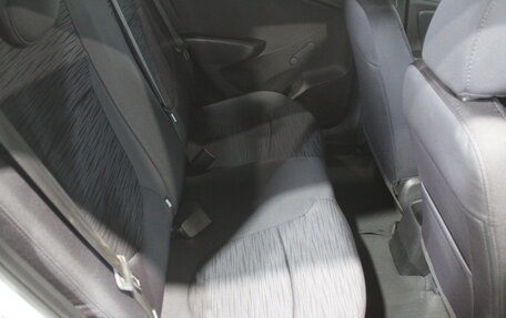 Hyundai Solaris II рестайлинг, 2016 год, 837 000 рублей, 11 фотография