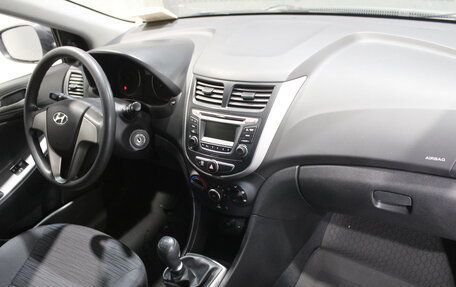 Hyundai Solaris II рестайлинг, 2016 год, 837 000 рублей, 10 фотография