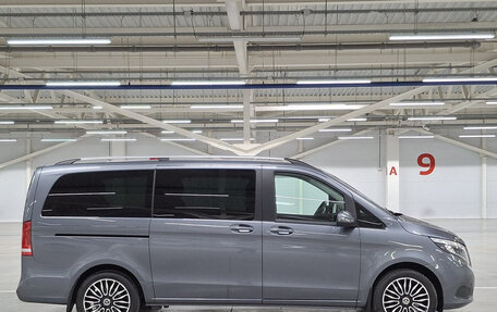 Mercedes-Benz V-Класс, 2019 год, 4 690 000 рублей, 8 фотография