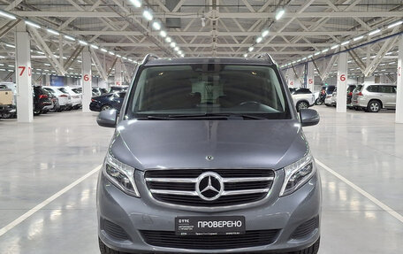Mercedes-Benz V-Класс, 2019 год, 4 690 000 рублей, 6 фотография