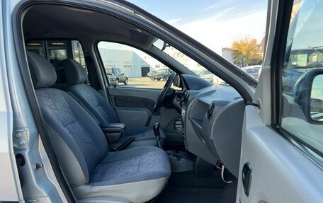Renault Logan I, 2006 год, 335 000 рублей, 14 фотография