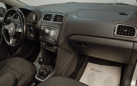 Volkswagen Polo VI (EU Market), 2015 год, 729 000 рублей, 11 фотография