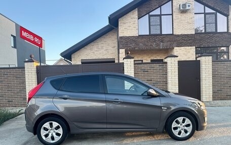 Hyundai Solaris II рестайлинг, 2015 год, 1 130 000 рублей, 7 фотография