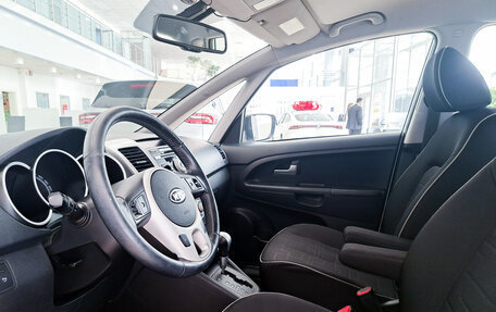 KIA Venga I, 2012 год, 954 000 рублей, 20 фотография