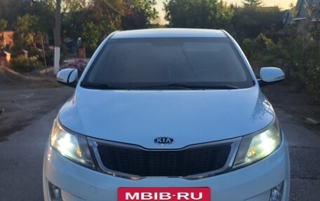 KIA Rio III рестайлинг, 2012 год, 860 000 рублей, 8 фотография