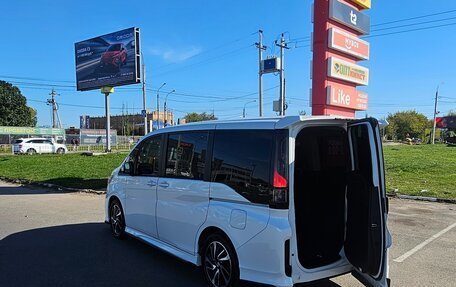 Honda Stepwgn IV, 2017 год, 2 150 000 рублей, 3 фотография