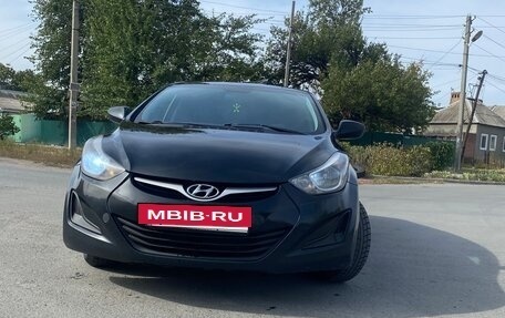 Hyundai Elantra V, 2015 год, 985 000 рублей, 2 фотография