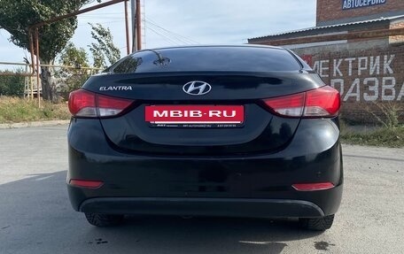 Hyundai Elantra V, 2015 год, 985 000 рублей, 5 фотография