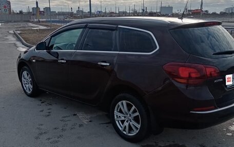 Opel Astra J, 2014 год, 810 000 рублей, 6 фотография