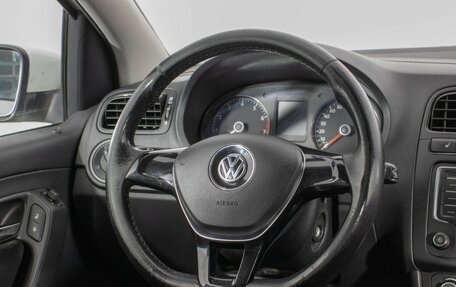 Volkswagen Polo VI (EU Market), 2017 год, 830 000 рублей, 15 фотография