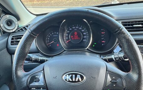 KIA Rio III рестайлинг, 2013 год, 900 000 рублей, 25 фотография