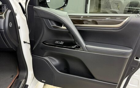 Lexus LX III, 2018 год, 7 500 000 рублей, 9 фотография