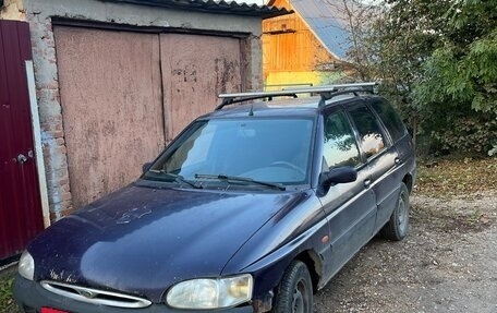 Ford Escort V, 1996 год, 150 000 рублей, 2 фотография
