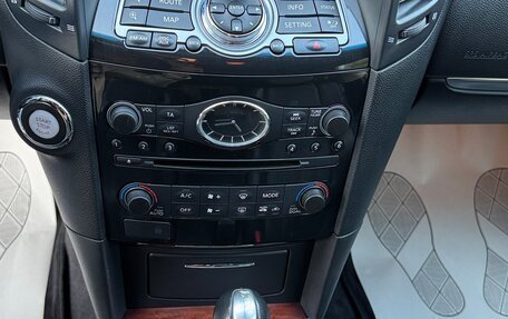 Infiniti FX II, 2012 год, 2 000 000 рублей, 9 фотография