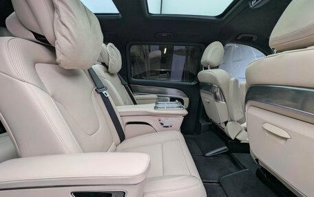 Mercedes-Benz V-Класс, 2025 год, 15 450 000 рублей, 10 фотография
