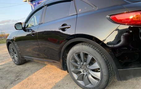 Infiniti FX II, 2010 год, 2 000 000 рублей, 2 фотография