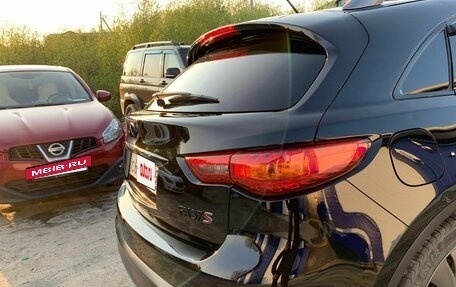 Infiniti FX II, 2010 год, 2 000 000 рублей, 13 фотография