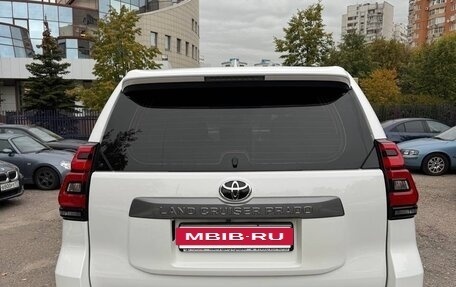 Toyota Land Cruiser Prado 150 рестайлинг 2, 2018 год, 4 100 000 рублей, 4 фотография