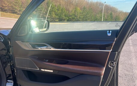 BMW 7 серия, 2015 год, 3 150 000 рублей, 12 фотография