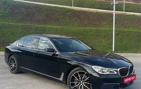 BMW 7 серия, 2015 год, 3 150 000 рублей, 10 фотография