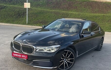 BMW 7 серия, 2015 год, 3 150 000 рублей, 8 фотография