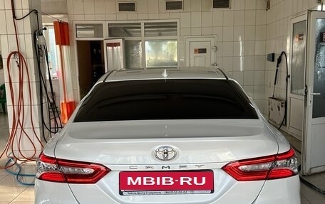 Toyota Camry, 2021 год, 3 850 000 рублей, 3 фотография