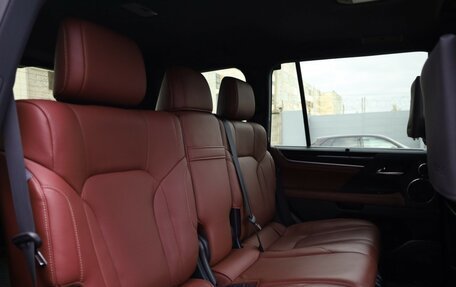 Lexus LX III, 2018 год, 8 999 000 рублей, 28 фотография