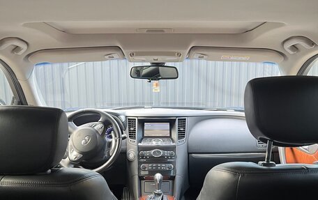 Infiniti QX70, 2017 год, 3 500 000 рублей, 19 фотография
