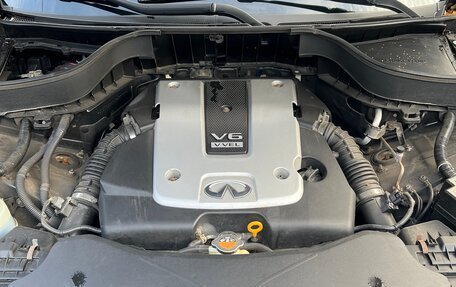 Infiniti QX70, 2017 год, 3 500 000 рублей, 23 фотография