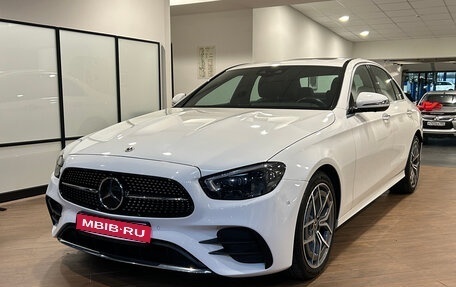 Mercedes-Benz E-Класс, 2020 год, 4 400 000 рублей, 1 фотография