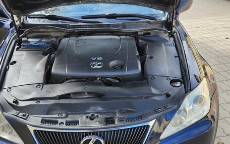 Lexus IS II рестайлинг 2, 2008 год, 1 390 000 рублей, 22 фотография