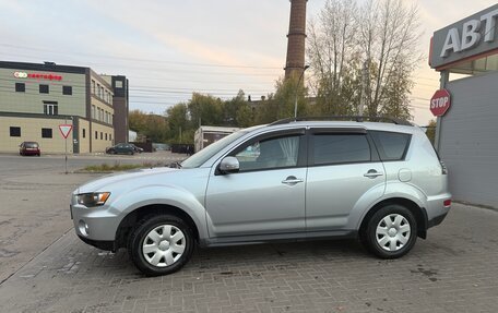 Mitsubishi Outlander III рестайлинг 3, 2011 год, 1 100 000 рублей, 6 фотография