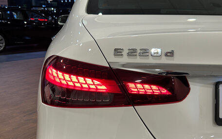 Mercedes-Benz E-Класс, 2020 год, 4 400 000 рублей, 12 фотография