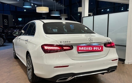 Mercedes-Benz E-Класс, 2020 год, 4 400 000 рублей, 2 фотография