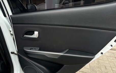 KIA Rio III рестайлинг, 2016 год, 890 000 рублей, 12 фотография