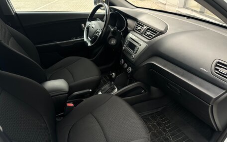 KIA Rio III рестайлинг, 2016 год, 890 000 рублей, 14 фотография