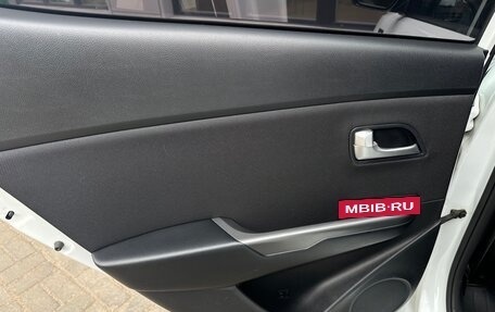 KIA Rio III рестайлинг, 2016 год, 890 000 рублей, 9 фотография