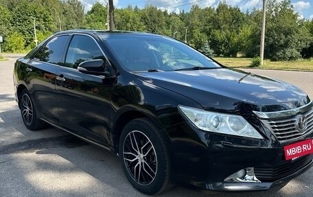 Toyota Camry, 2013 год, 1 320 000 рублей, 2 фотография