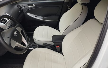 Hyundai Solaris II рестайлинг, 2013 год, 1 100 000 рублей, 16 фотография