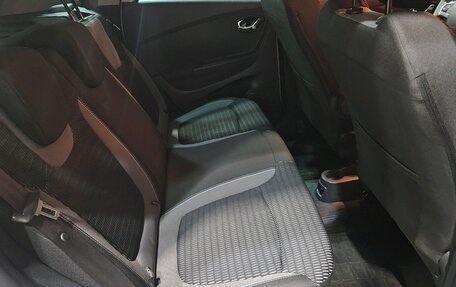 Renault Kaptur I рестайлинг, 2019 год, 1 557 000 рублей, 13 фотография