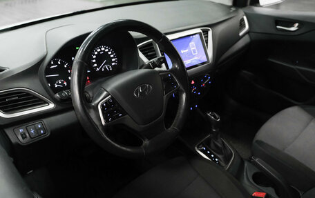 Hyundai Solaris II рестайлинг, 2017 год, 1 060 000 рублей, 12 фотография