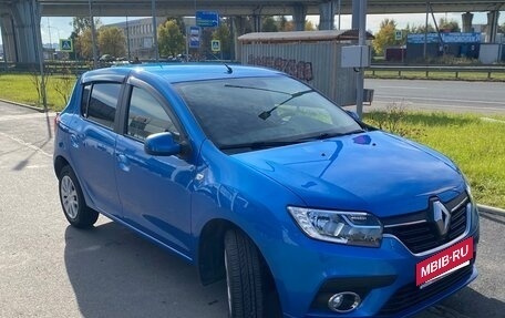 Renault Sandero II рестайлинг, 2019 год, 1 300 000 рублей, 2 фотография