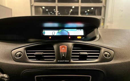 Renault Scenic III, 2011 год, 830 000 рублей, 13 фотография