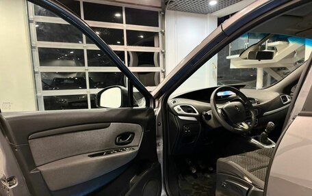 Renault Scenic III, 2011 год, 830 000 рублей, 20 фотография