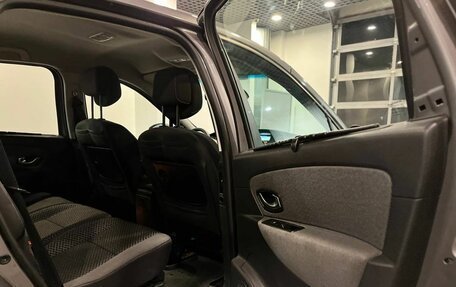 Renault Scenic III, 2011 год, 830 000 рублей, 16 фотография