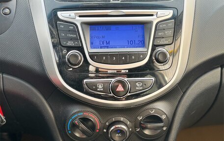 Hyundai Solaris II рестайлинг, 2013 год, 779 000 рублей, 9 фотография